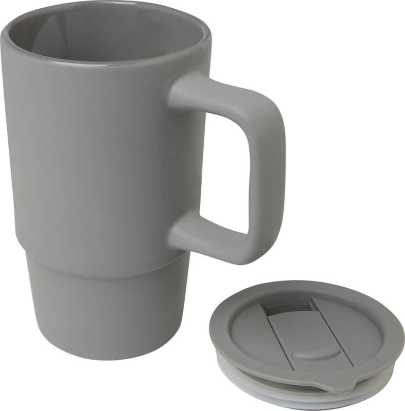 Carter 450 ml ceramic mug with plastic lid 15