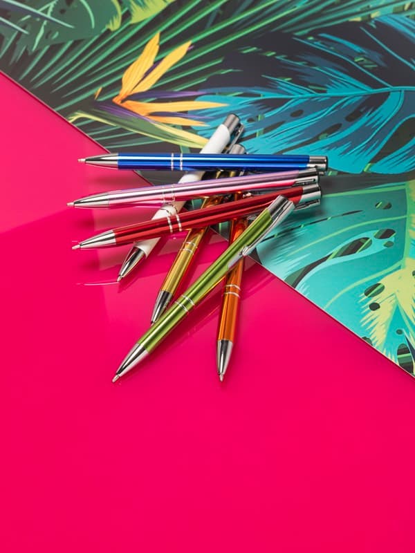 Moneta anodized aluminium click ballpoint pen (black ink) 8