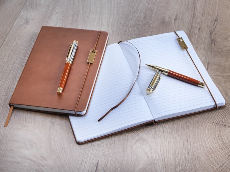 Legato A5 notebook and rollerball pen set (blue ink) 6