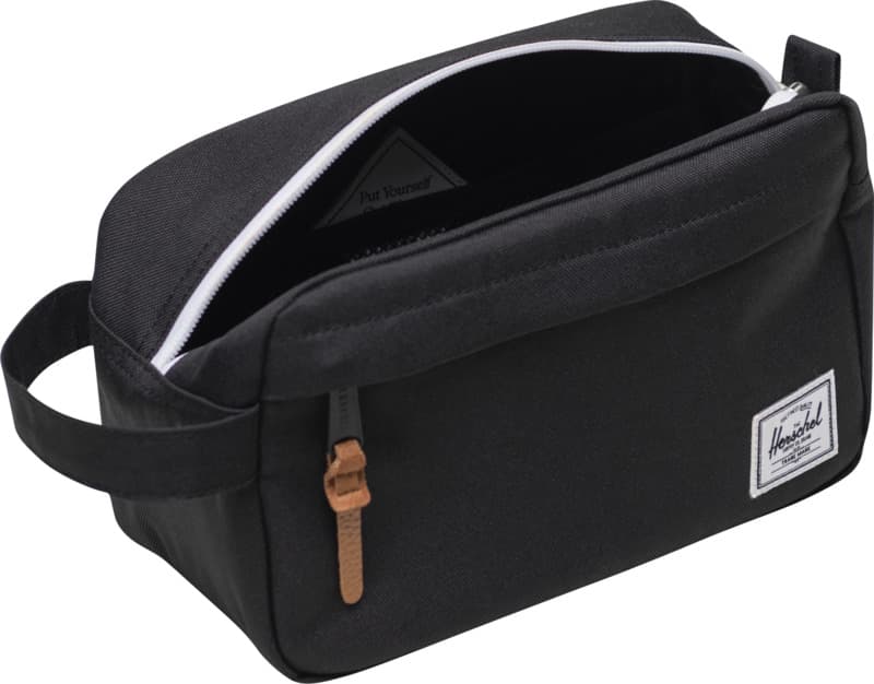 Herschel Chapter recycled travel kit 8