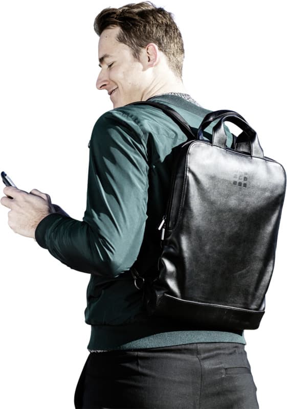 Moleskine Classic vertical device bag 8