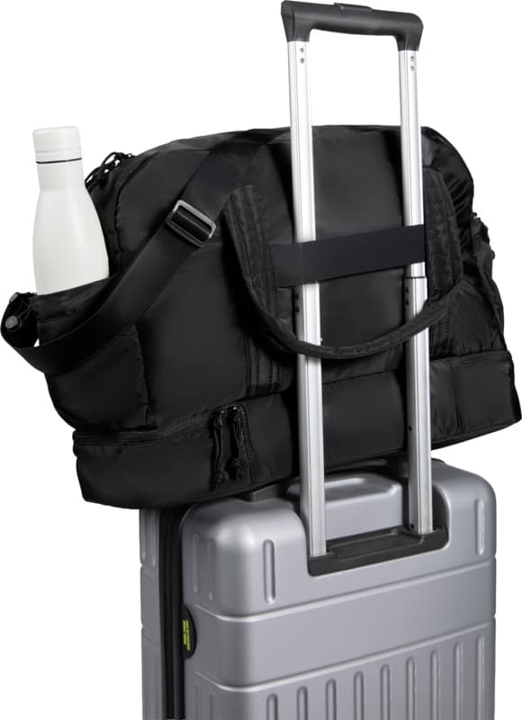 Puffer GRS recycled duffel bag with insulated bottom 30L  4