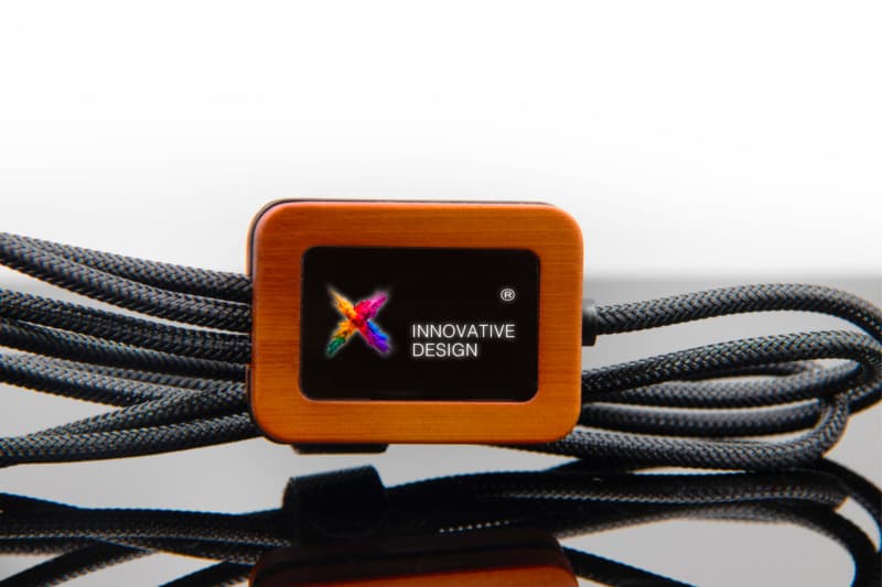 SCX.design C38 40W 5-in-1 rPET light-up logo charging cable with squared wooden casing 13