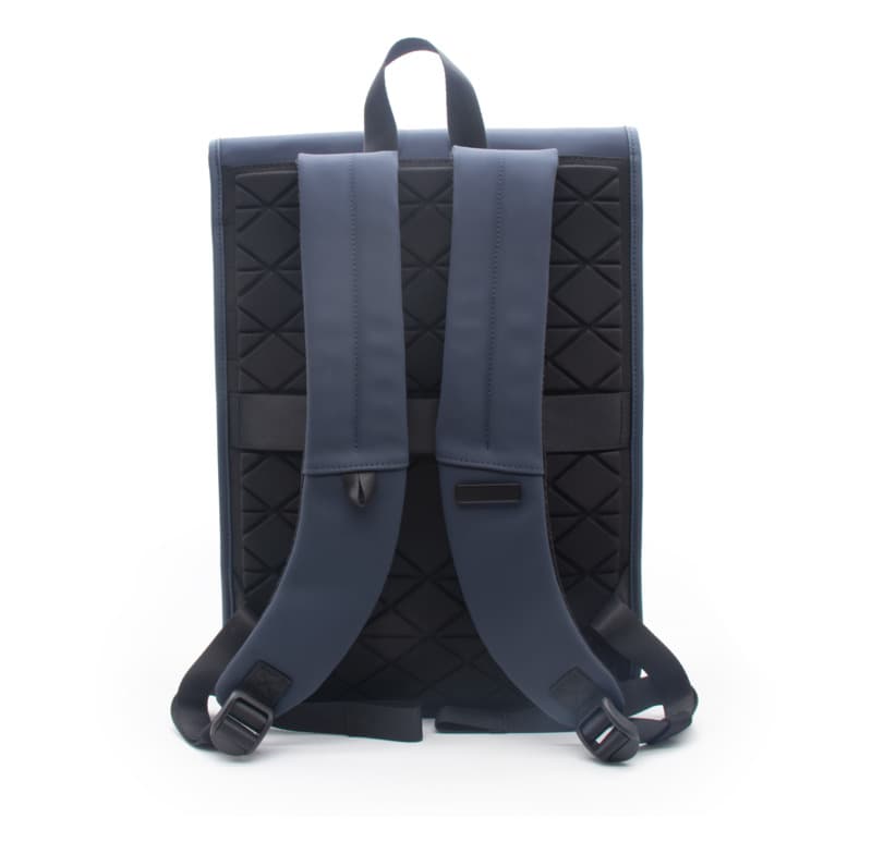 SCX.design L16 MagPack recycled laptop backpack  3