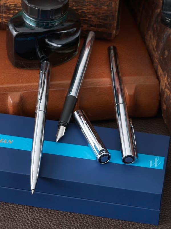 Waterman Graduate fountain pen (blue ink) 5
