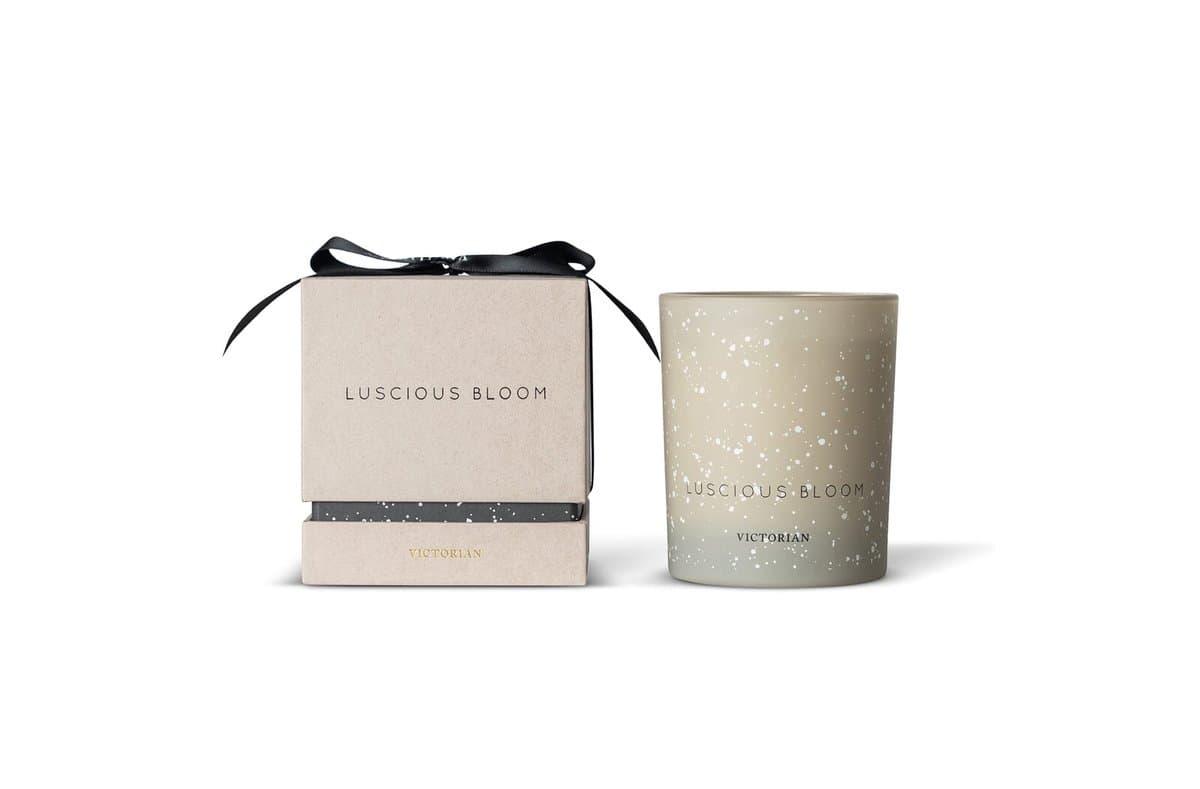 Victorian Luscious Bloom Candle 2
