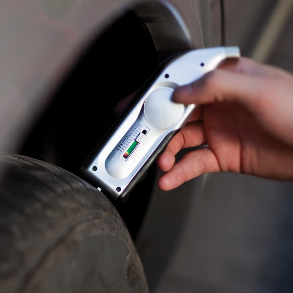 Digital tyre gauge 3