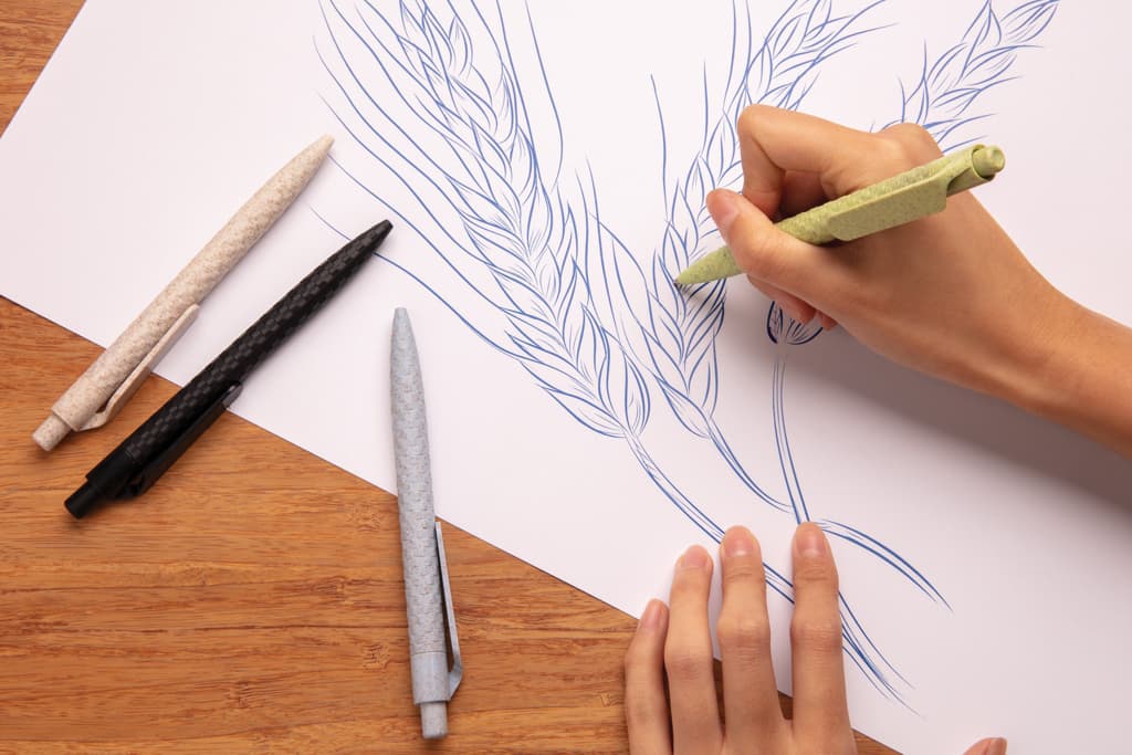 Wheat straw pen 4
