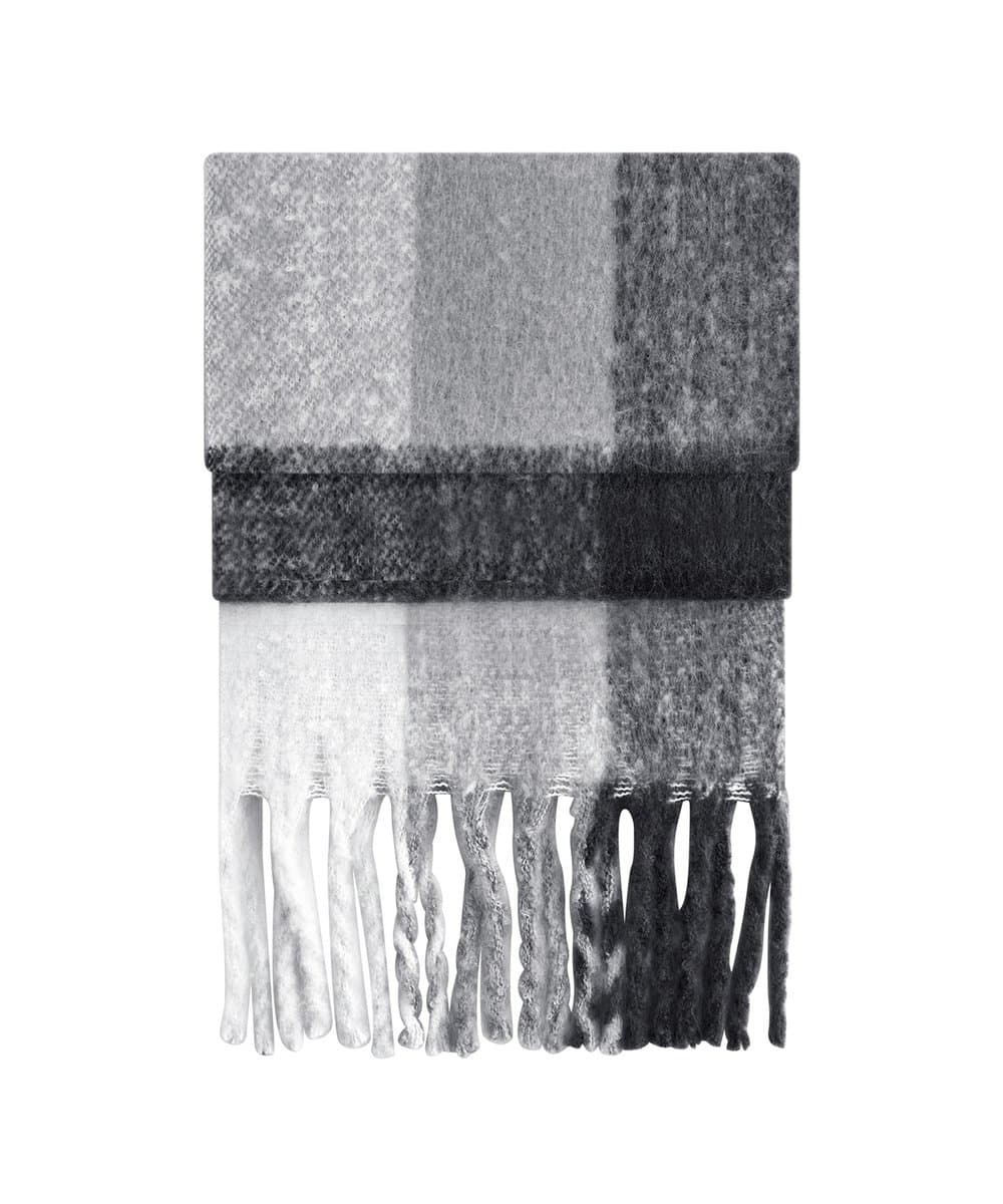 Fluffy check scarf 4