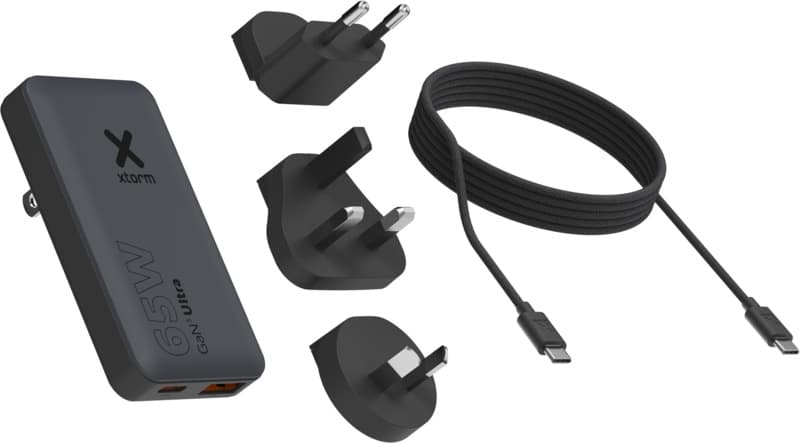 Xtorm 65W fast travel charger with cable and travel case set 4