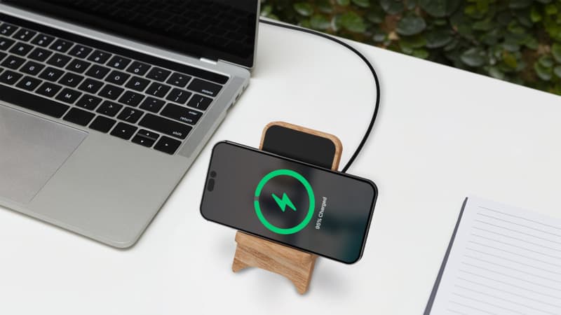 SCX.design W27 10W wireless charging stand 5