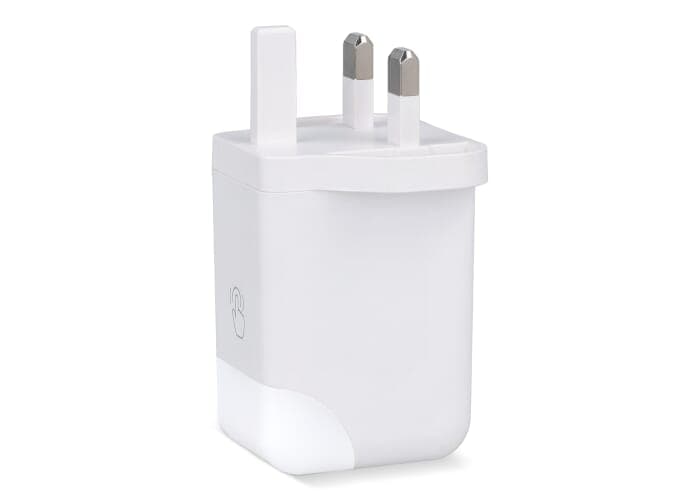 Xoopar ICE-G 65W GaN Power Adapter with UK Plug 2