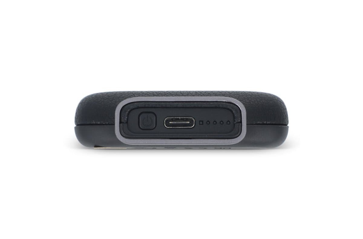 4026 - Xoopar Ine Oda Wireless Powerbank Compatible with MagSafe 5000 mAh 5