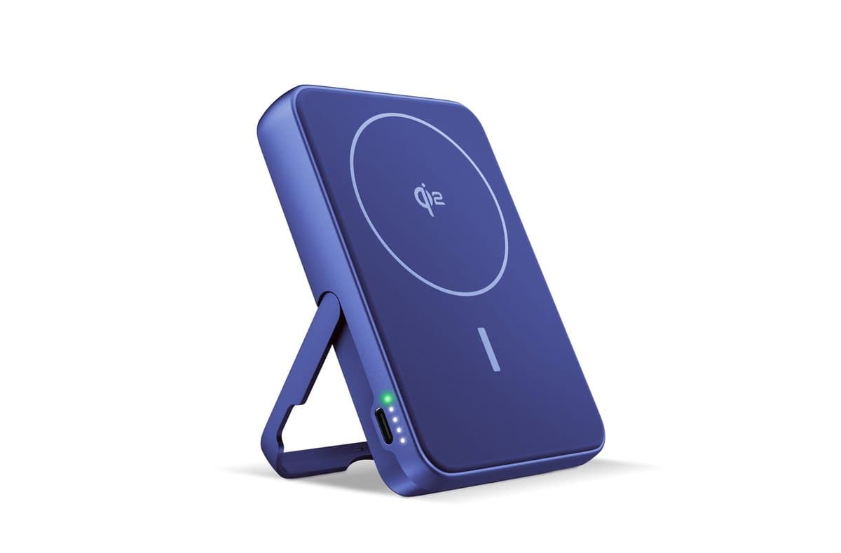 Fresh 'n Rebel Wireless Powerbank 10000mAh Compatible with MagSafe 3