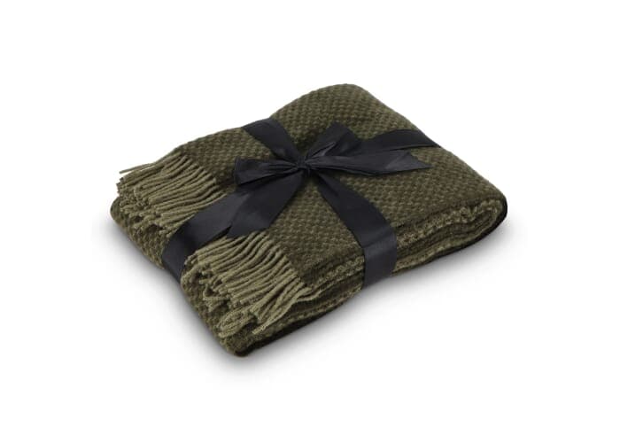 Sagaform Ulli dot 100% New Zeeland Wool blanket 2