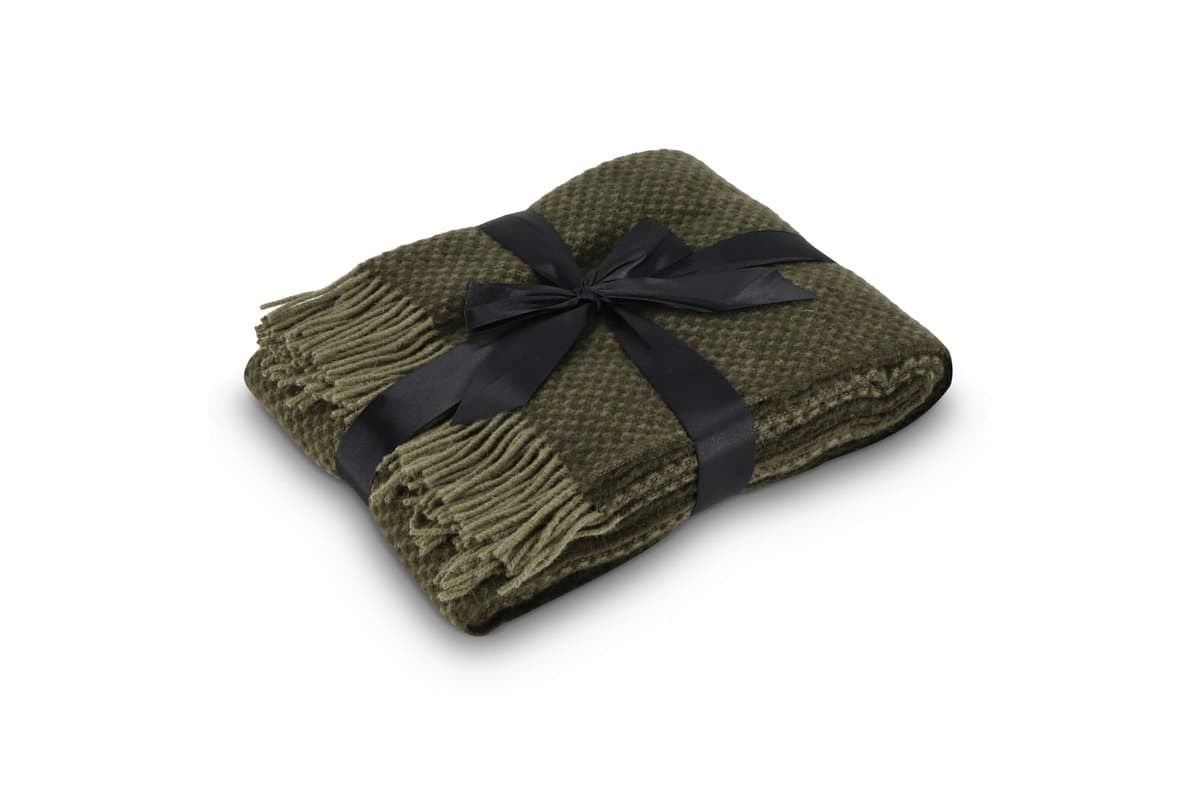 Sagaform Ulli dot 100% New Zeeland Wool blanket 3