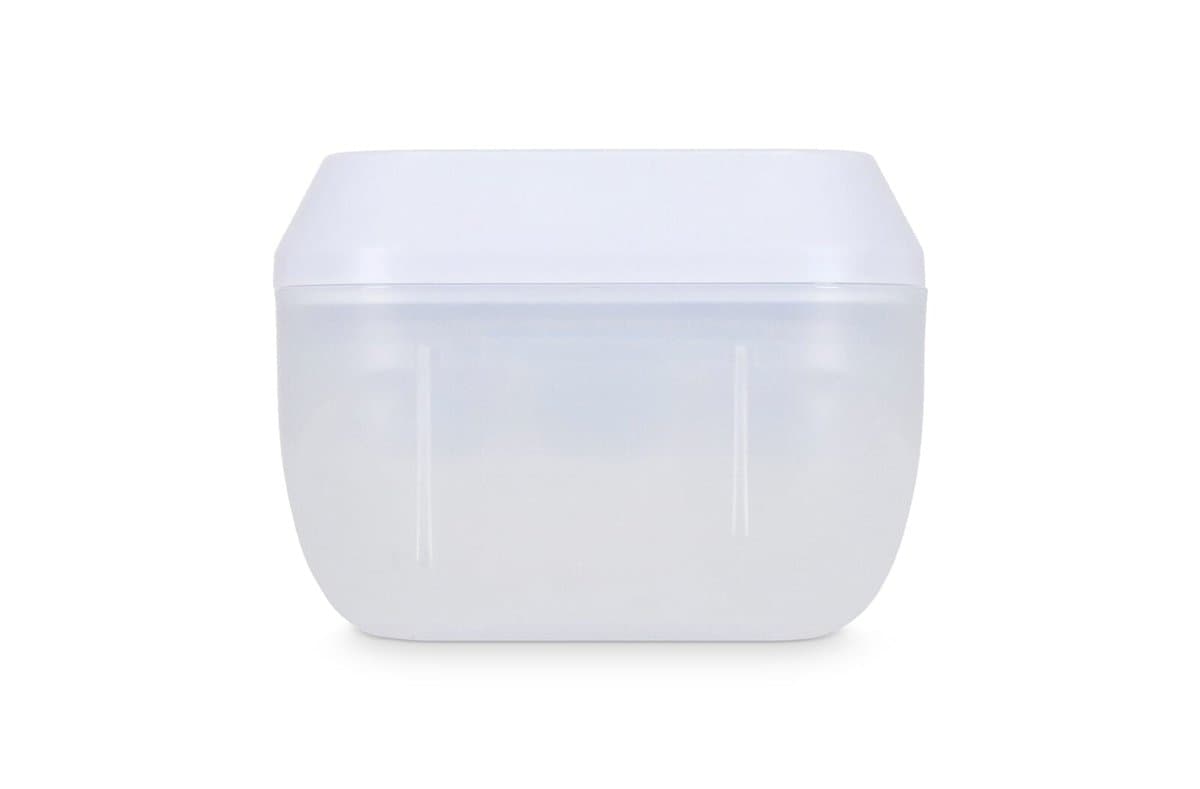 Ice-cube tray with Push-out Button 5