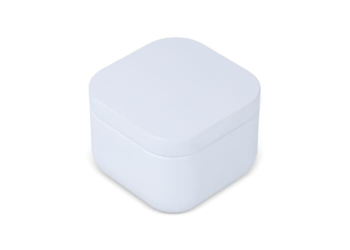Ananda scented plant based candle in recycled tin 2