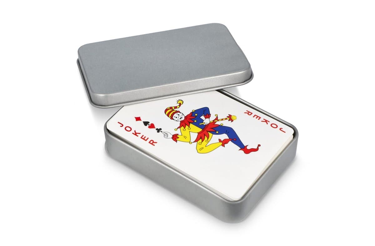 Playing Cards in Tin Box 3