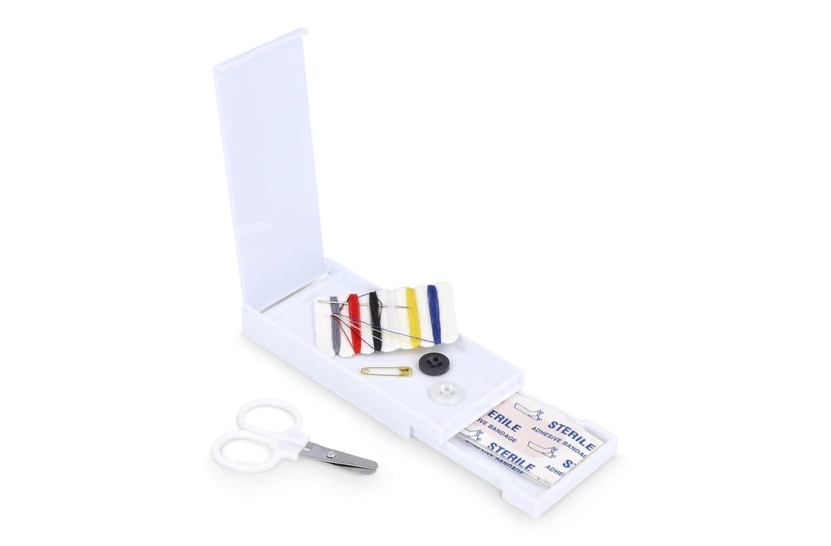 Travel sewing and plaster set in PP case 4