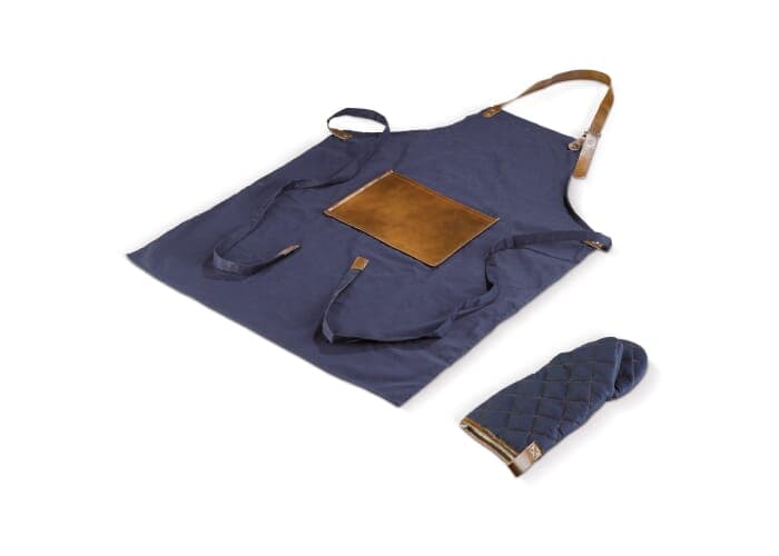 Apron and oven mitt 2