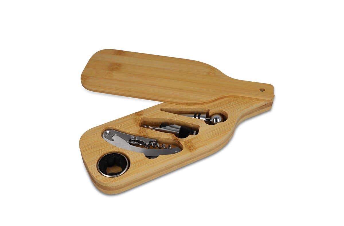 Wine set in bamboo box 2