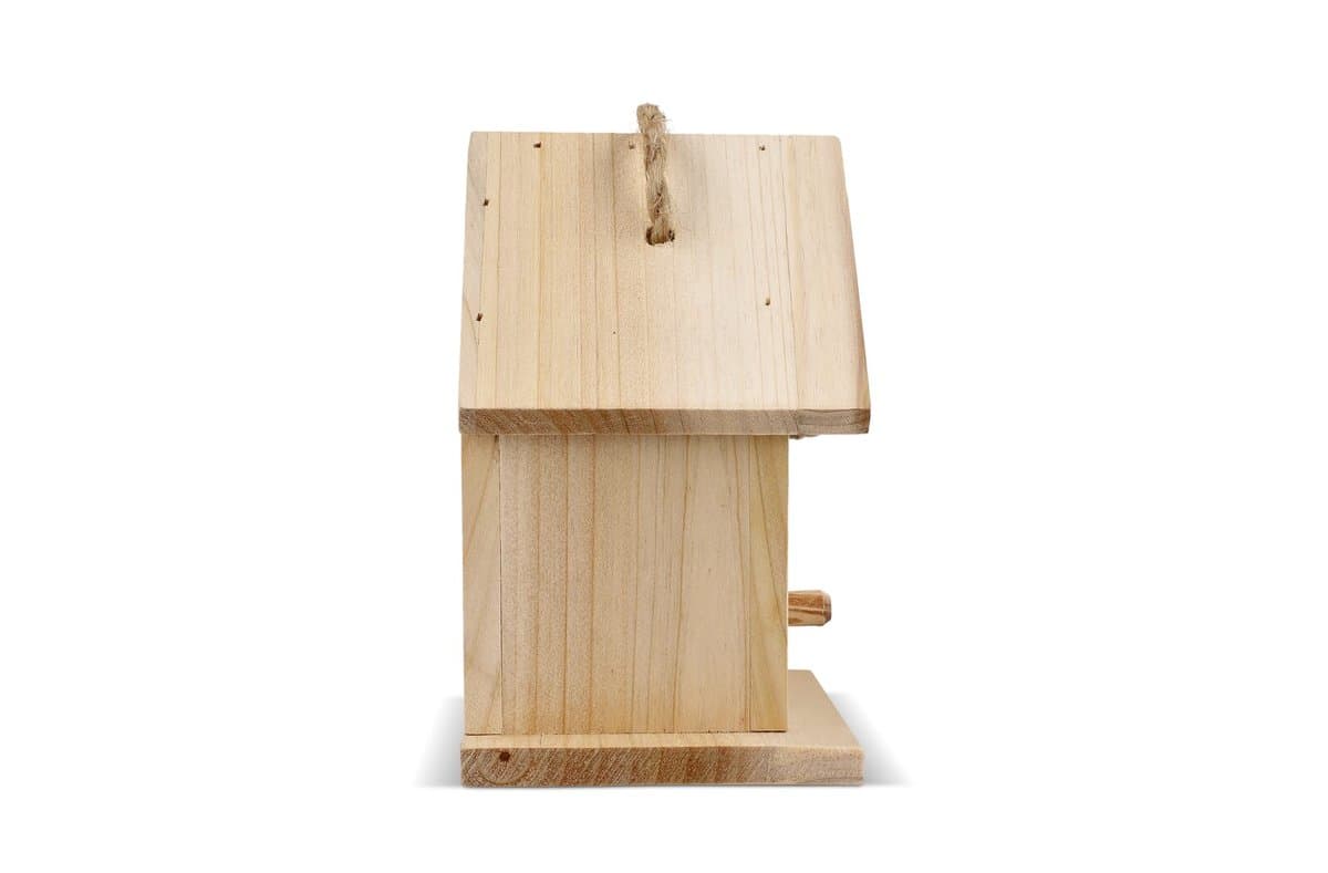 Small birdhouse made of FSC wood 4