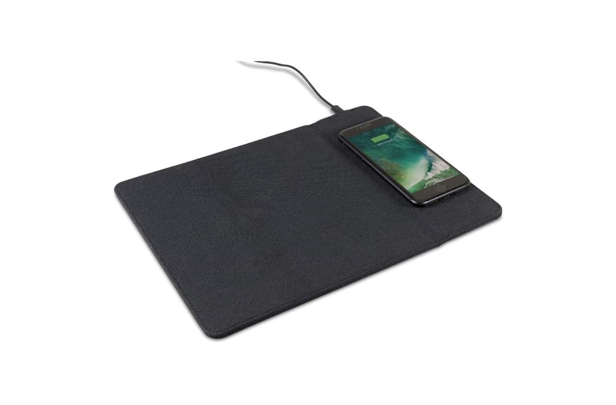 Mousepad with wireless charging pad 5W 4