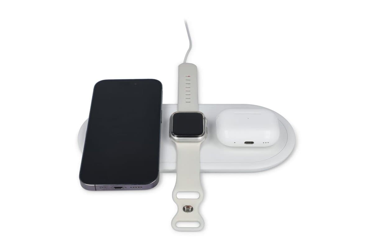3in1 15 W wireless charger compatible with phones /Apple Watch/AirPod 5