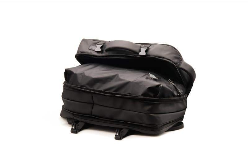 SCX.design L14 backpack with air suction system 40L 4